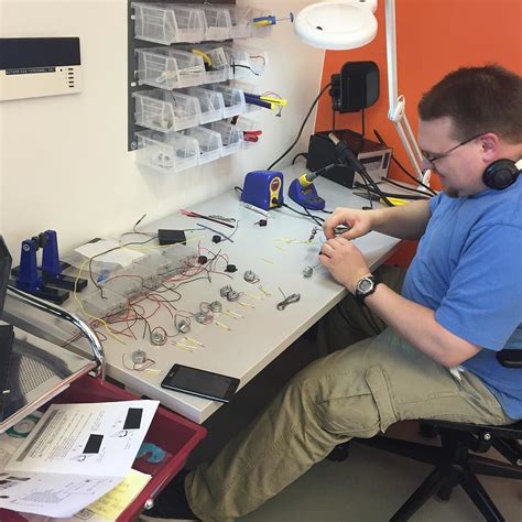 Man that weed was some good squishy. Electronics workbench getting some good use today. Making ...