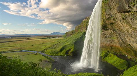 Best of South & North Iceland - 7 Days 6 Nights - Nordic ...