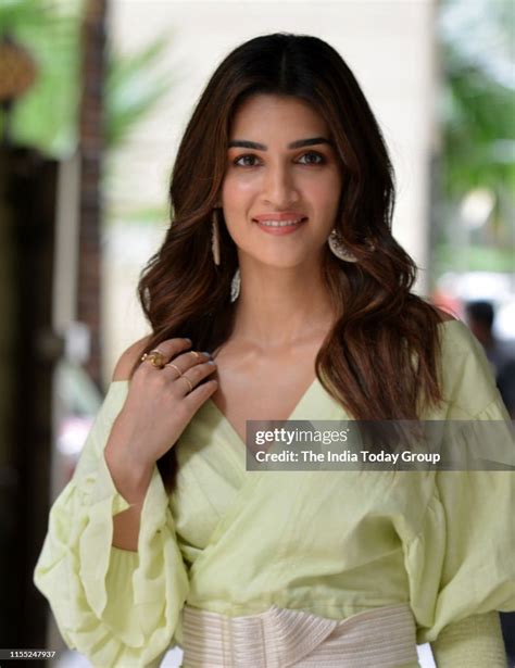 kriti sanon poses for the camera while promoting her upcoming film nachrichtenfoto getty images