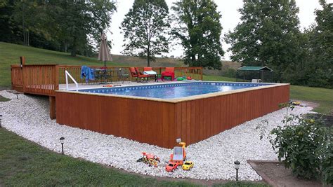 The deck provides extra space for sunbathing or bbq party. Above Ground Pool Ideas That You Can Try On a Budget