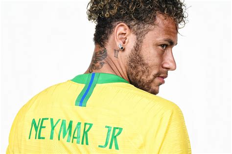 Neymar Hd Brazil National Football Team Wallpaper Hd Sports 4k