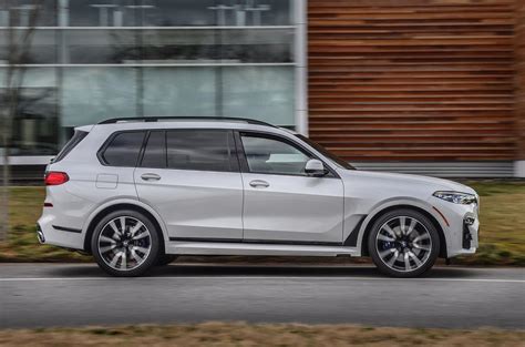 The bmw x7 is the brand new flagship suv from the german automaker and features a new design language and more what are the expert opinions/reviews on bmw x7? BMW X7 M50i 2020 review | Autocar