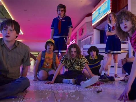 Stranger Things Scoops Ahoy Starcourt Mall Eleven Millile Bobby