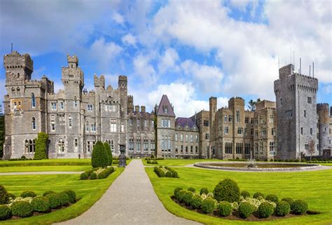 9 fairy tale castles to stay at in ireland savored journeys