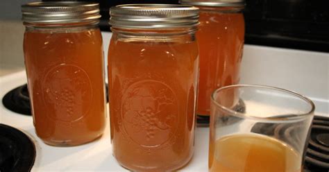Apple pie moonshine with fall spices 20. This Is How You Make The Best Homemade Apple Pie Moonshine