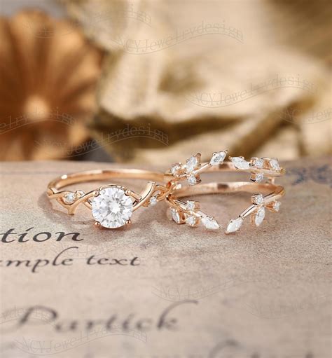 Oval Cut Moissanite Engagement Ring Set Vintage Rose Gold Cluster