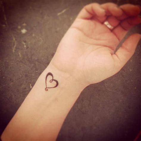 Meaningful Tattoos Ideas Simple Heart Tattoo On Wrist