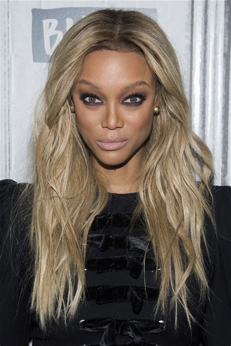 Maybe you would like to learn more about one of these? 16 famosas que han sufrido alopecia femenina