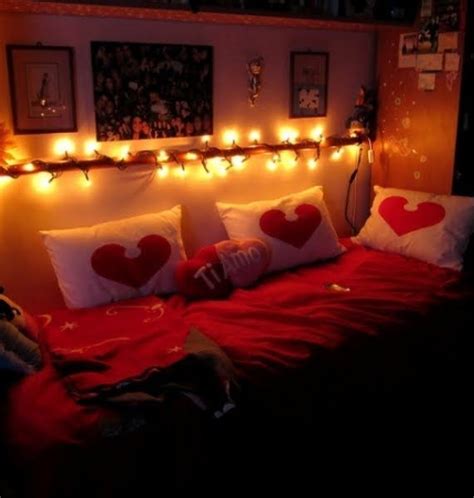 40 Warm Romantic Bedroom Decor Ideas For Valentines Day 4 Romantic