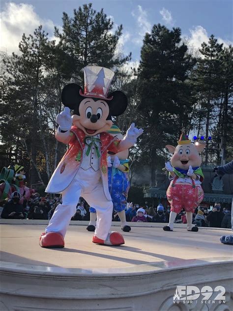 Ed92 On Twitter Christmas Parade Disneyland Paris Disneyland