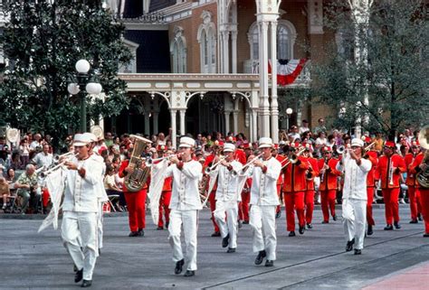 Disney Avenue The Walt Disney World Opening Day Parade 1971