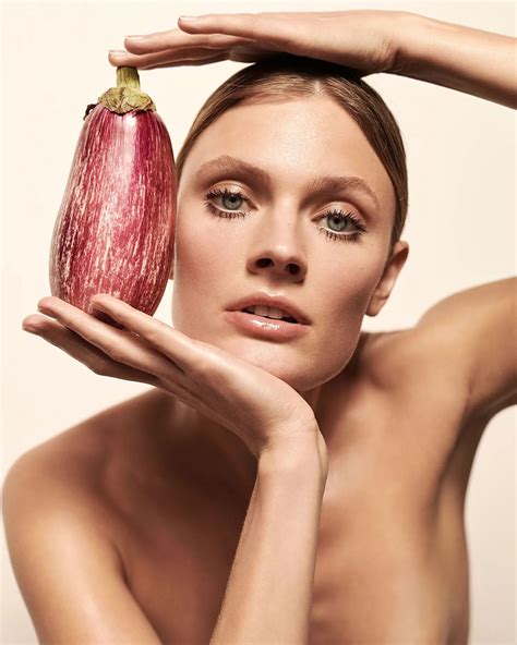 Constance Jablonski Nude Unconditional Magazine 12 Enhanced Photos Thefappening