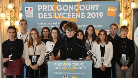 La remise du prix #goncourt2020 s'est faite par vidéoconférence via la plateforme zoom ce lundi 30. Goncourt des lycéens 2020 - toutatice.fr