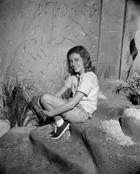 Patty Duke Oscar Winning Actress Has Died Aged 69 Her Life In Pictures Metro News