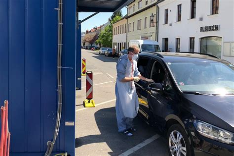 Uli sommer war einer der. Kinderarzt-Drive-in: Impfen im Autositz - noe.ORF.at
