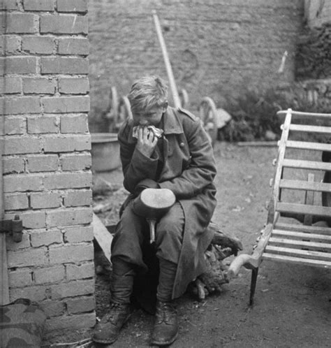 Hans Georg Henke 16 Year Old German Soldier Crying After Being