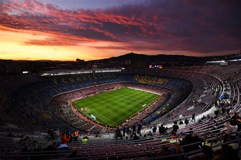 Fc Barcelona Reaches Financing Deal For Stadium Revamp Bloomberg