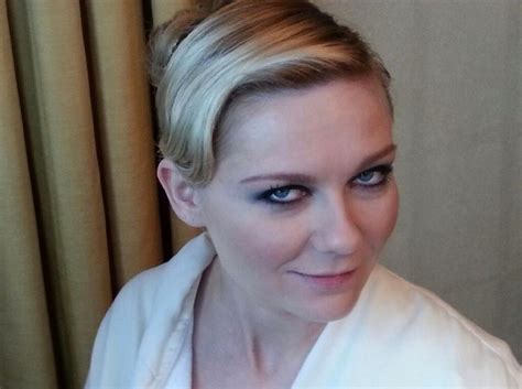 Kirsten Dunst Addresses Leak Of Raunchy Photos Blames Apple Softpedia