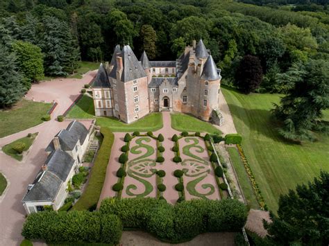 What Can You Get For 1 Euro In France Maybe This Chateau In The Loire