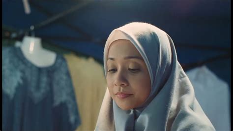 Setakat ini sebanyak 19 iklan raya 2018 berjaya kami himpunkan dalam artikel ini dan baki beberapa hari ini dijangka lebih banyak iklan akan diterbitkan. Iklan Raya 2018 Yang Penuh Bermakna, Diinspirasikan ...