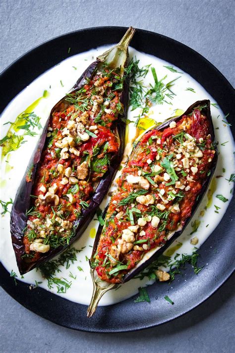This ancient and popular cuisine is known for its use of whole grains, legumes middle eastern recipes offer plenty of unique and healthy dishes that are sure to satisfy vegetarians, as well as meat eaters. SMOKEY AUBERGINE BAYILDI | This Ottoman classic is fantastic as a vegetarian main course or a ...