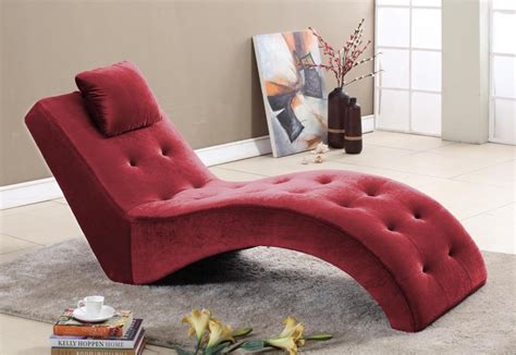 The ideal reading chair should be able to provide proper back, neck and back support as you will probably sitting for a long period of time. Best Reading Chairs - HomesFeed