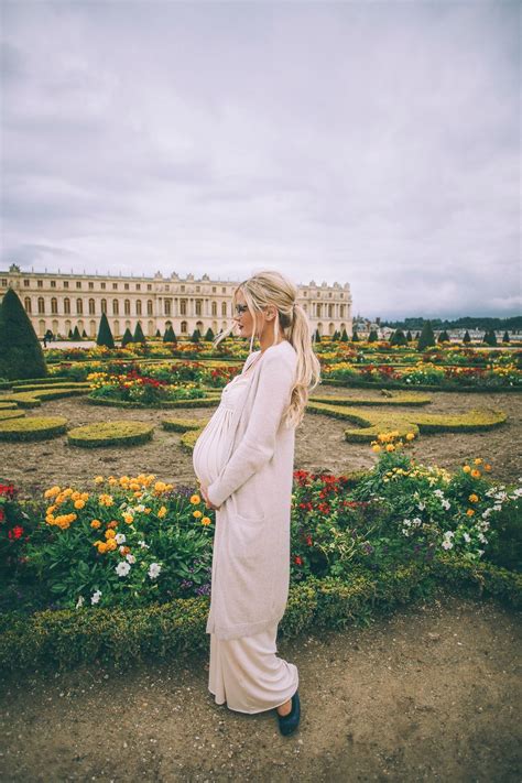 Exploring Versailles Amber Fillerup Clark Barefoot Blonde Maternity