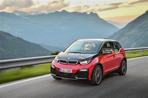 Additionally, lower maintenance costs for evs will save you money. BMW Aiming For 500,000 Plug-In Electric Vehicle Sales By ...