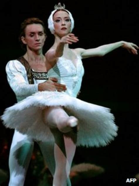 Bolshoi Ballerina Moves To Canada Over Threats Bbc News
