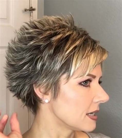 17 Formidable Spike Hairstyles For Women Over 50