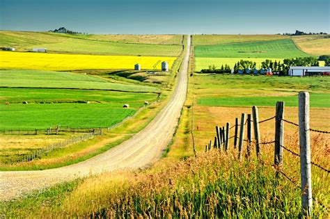 🇨🇦 Country Road Southern Alberta By Frank King On 500px Cr Photo