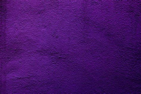 Royal Purple Paint Stock Photos Pictures And Royalty Free Images Istock