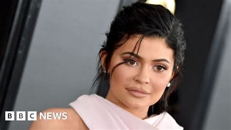 Handmaids Fail Kylie Jenner Faces Backlash For Themed Party Bbc News