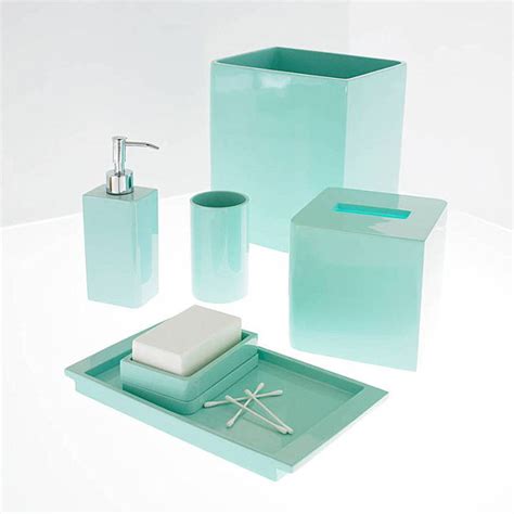 25 Thinks We Can Learn From This Light Blue Bathroom Accessories Home