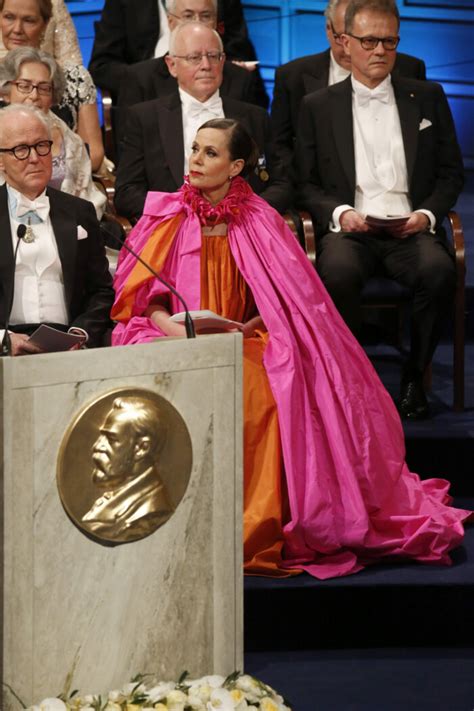 + body measurements & other facts. Gästernas klänningar Nobel 2018 - se bilderna | Femina