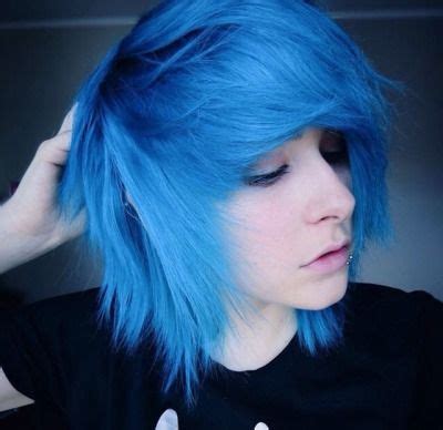 20 cool emo cut hairstyles for women with images: Pin by Izzy on Mid 2000's online aesthetic (webcore ...