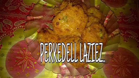 Berikut ini kami tampilkan beberapa resep campur kentang kukus lumat dengan seledri, bawang putih goreng, garam, dan merica bubuk. CARA MEMBUAT PERKEDEL KENTANG - YouTube
