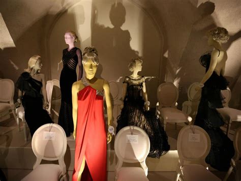 Must See Valentino Master Of Couture At Somerset House 2LUXURY2