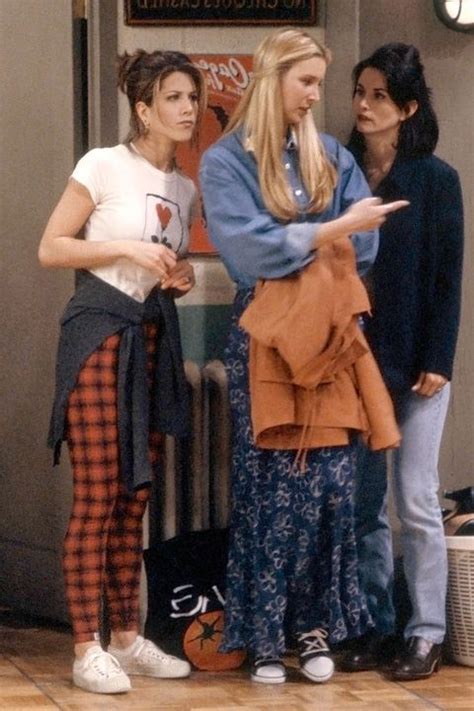 34 rachel green fashion moments you forgot you were obsessed with on friends artofit