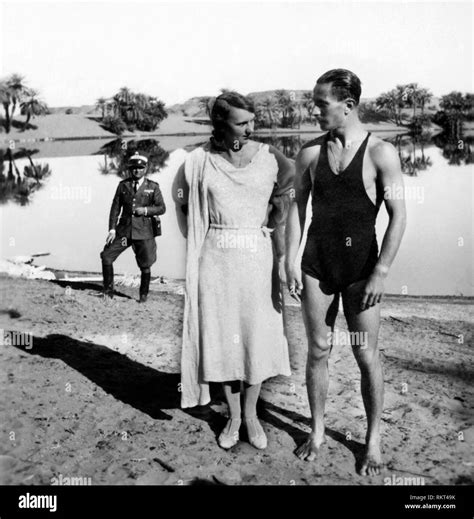 Africa Libya Posing In Front Of The Lake Oasis Of Kufra 1935 Stock