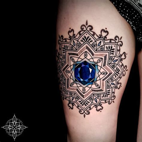 When the lines of the tattoo match the curve of the muscle, the design looks smooth and doesn't fit awkwardly on the skin. Coen Mitchell's Mosaic Flow
