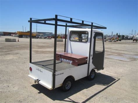 2007 Taylor Dunn B0 015 00 Electric Flatbed Utility Cart