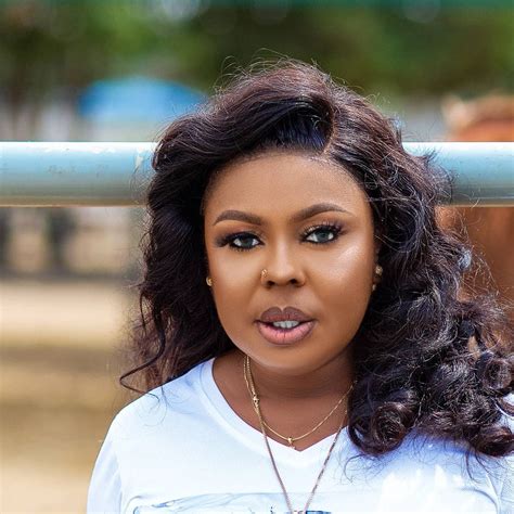 afia schwar descend heavily on workers of adom fm and replies to claim made by uber driver about