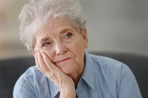 40 Early Signs Of Alzheimers Everyone Over 40 Should Know