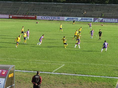 Clasament forma pe ultimele 6 meciuri. Fotbal - Liga a III-a Romaşcanii vor mai sus în clasament ...