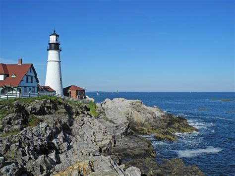 It's also the perfect place for a road trip, drifting up route 1 past quaint coastal villages and pretty fishing harbors. Top 10 Places to visit in Maine, USA | Places to visit ...