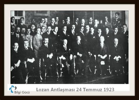 Lozan antlaşması'nda ise suriye ile türkiye arasında çizilen sınıra göre hatay, sınırlarımızın dışında kalmıştır. lozan antlaşması #739127 - uludağ sözlük galeri