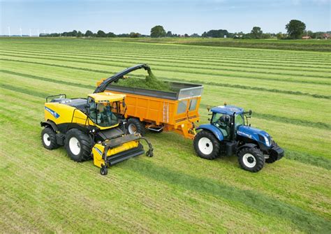 Self Propelled Forage Choppers New Holland Serie Fr Wine Production