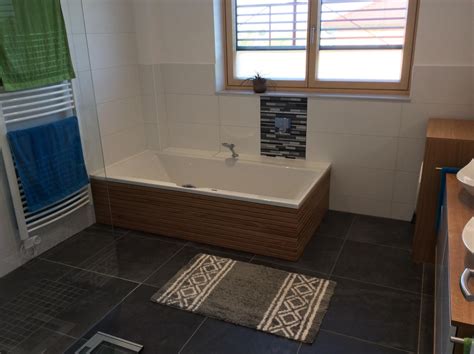 Lassen sie genügend ablagefläche und sorgen sie damit für entspannte momente beim baden mit kerzen für romantisches licht. Badewanne: Ytong ausmauern oder Wannenträger? - Seite 2 ...