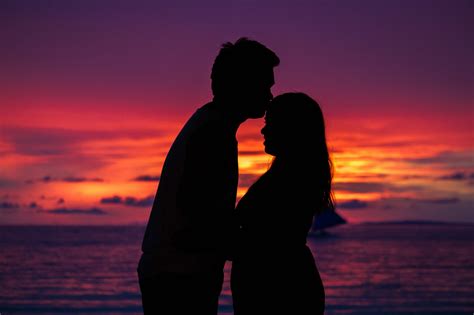 Sunset Couple Silhouette Beach